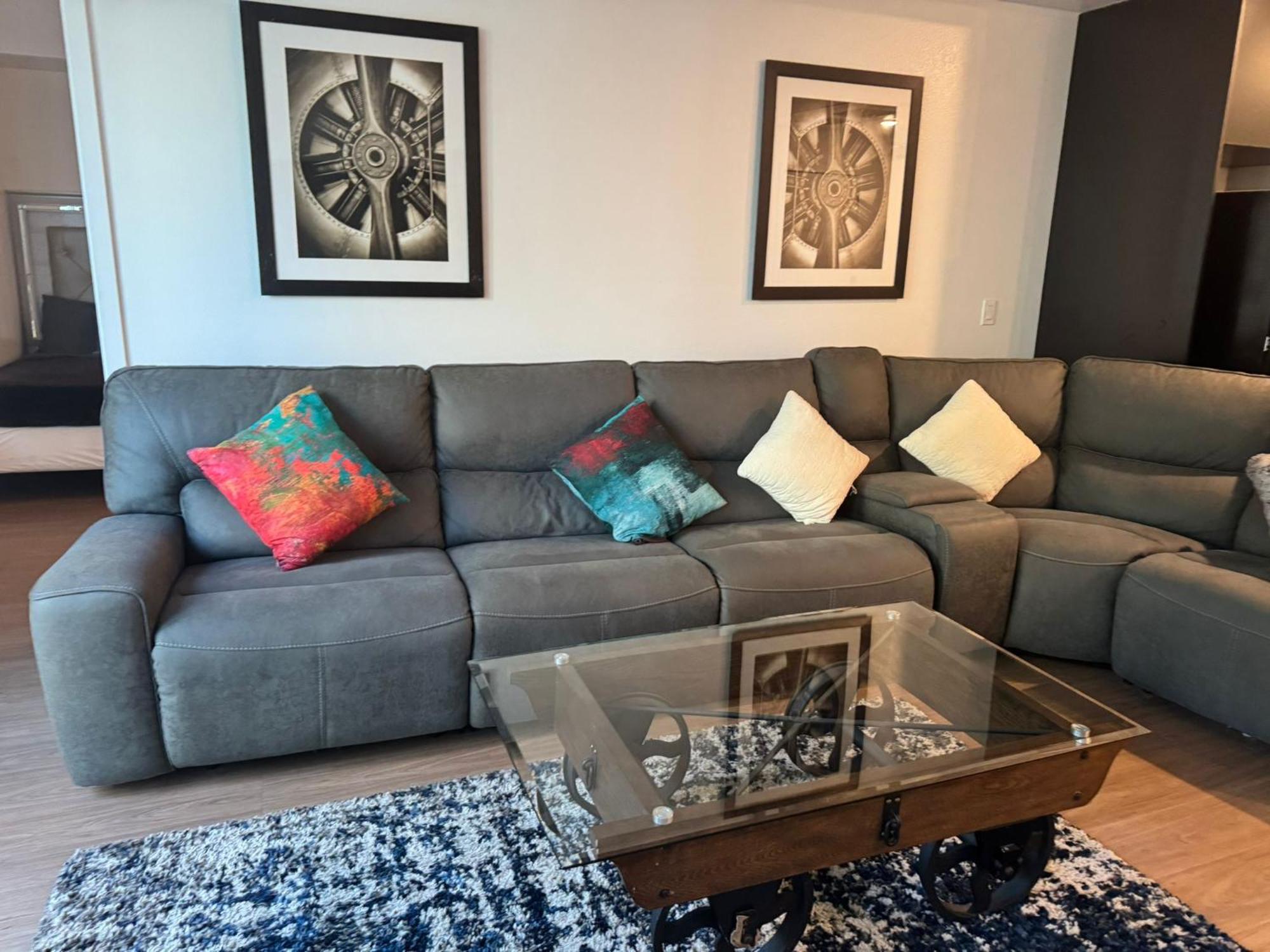 Art District Downtown Spacious Homes Apartment